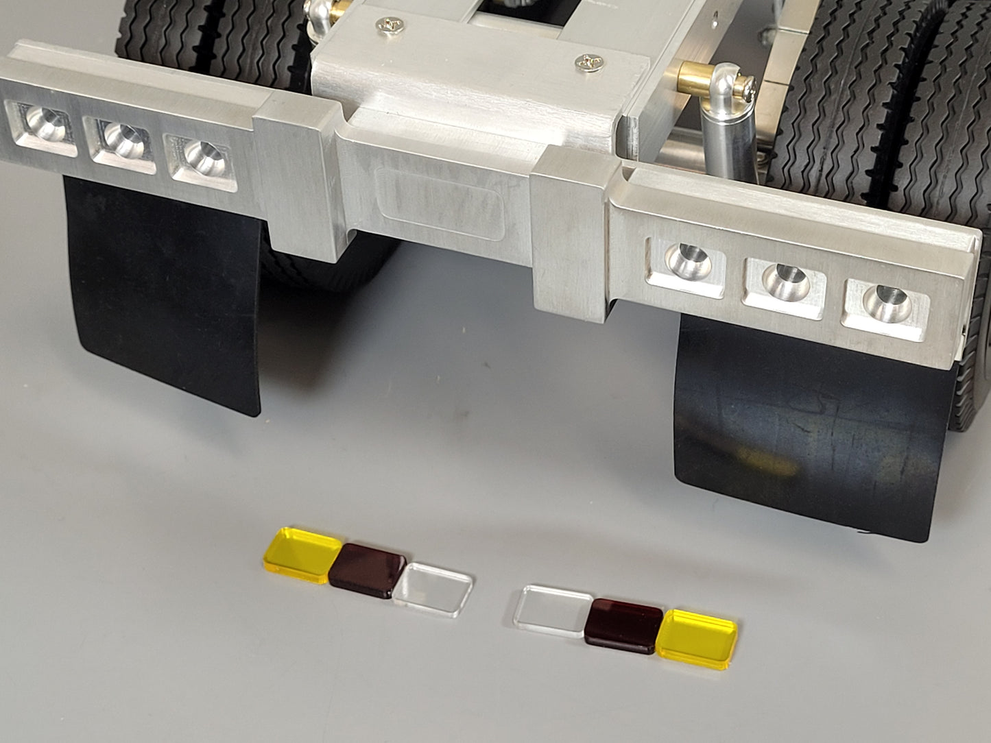 Aluminum Toy R/C 3-Axle Dolly Carrier Trailer Tractor 5th wheel Coupler for Tamiya 1/14 King Hauler Grand Hauler Knight Hauler Globeliner Scania Actros Volvo Semi Truck