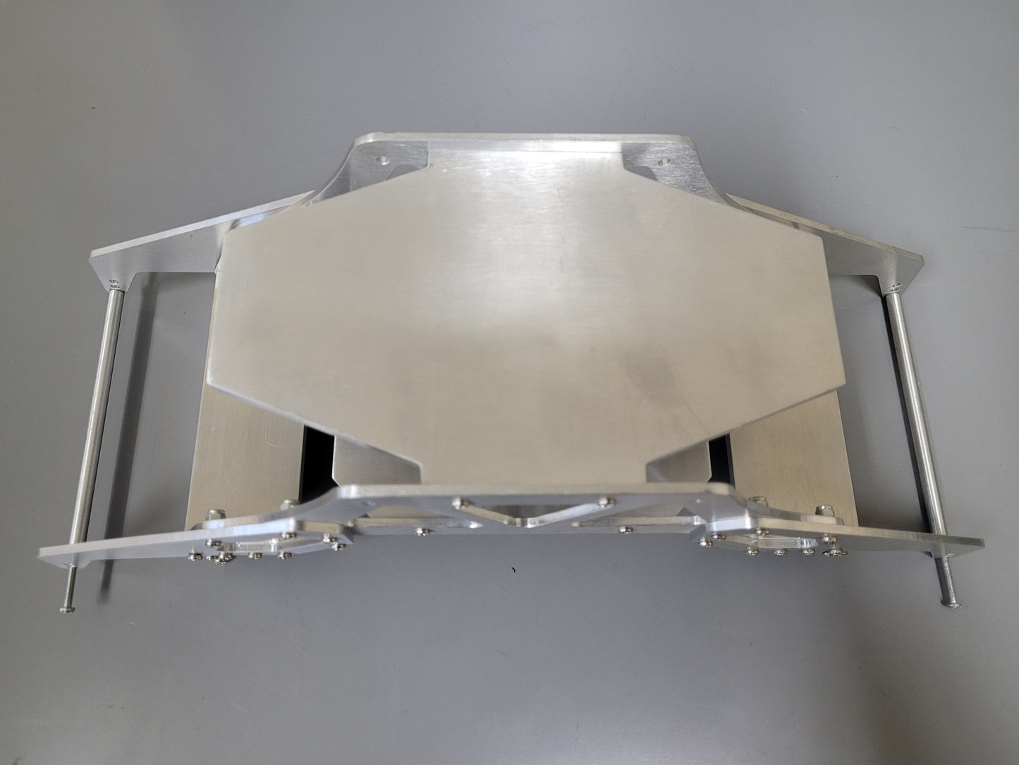 Custom Aluminum Chassis Frame Base Style for Tamiya R/C 1/10 Super Clodbuster Bullhead Crawler
