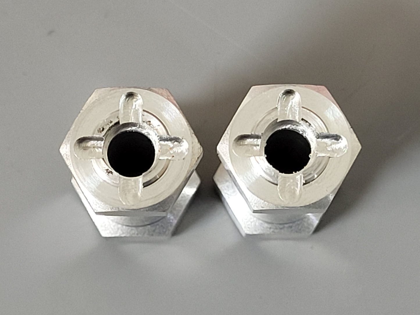 2x Pair 25mm Aluminum Wheel Hub Wide Spacer Adapter Extend Extension Widener for Tamiya 1/10 12mm Hex Crawler TT01 CC01 CR01 Chassis