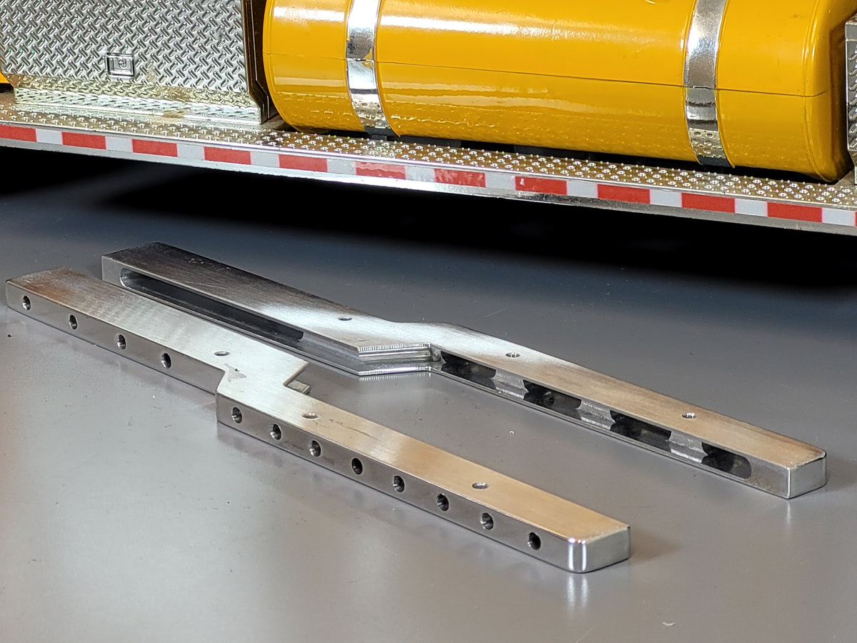 Pair Aluminum Rear Under Sleeper Bar Bracket Mount for Tamiya 1/14 Knight Hauler