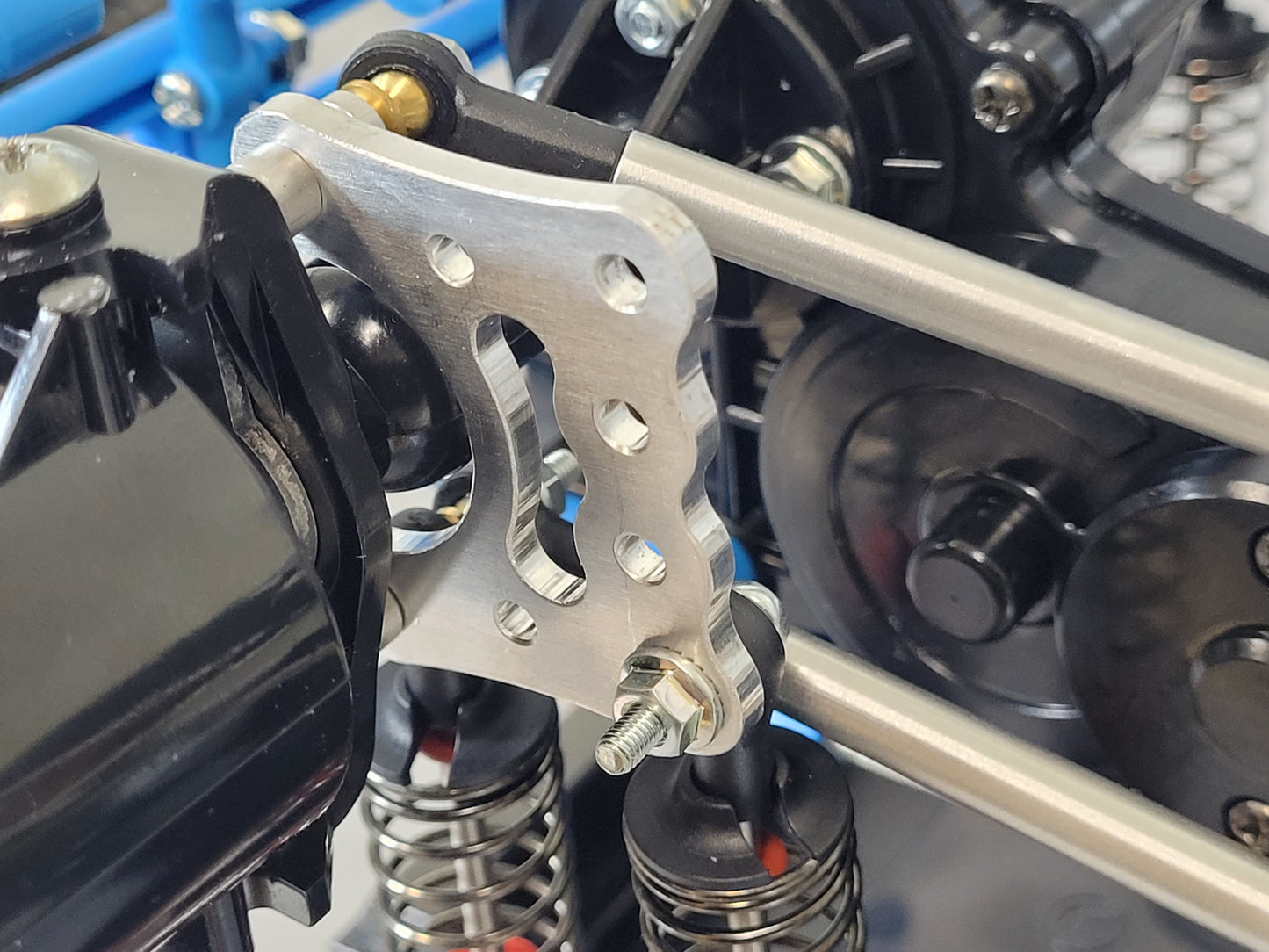 Aluminum Front Rear Axle Link Shock Suspension Mount Bracket for Tamiya R/C Toy 1/10 Super Clodbuster Bullhead