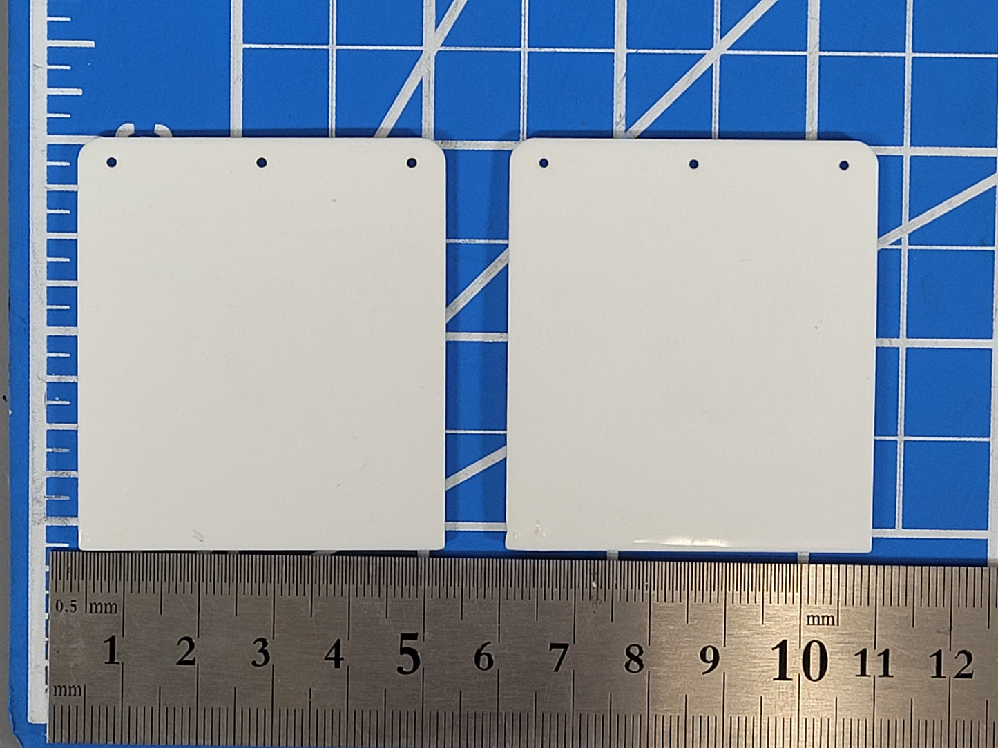 Pair Toy Mud Flap Guard Mount Mounting Plate "Diesel Power" Logo Print for Tamiya R/C 1/14 King Hauler Grand Hauler Knight Hauler Globeliner Cascadia Aeromax