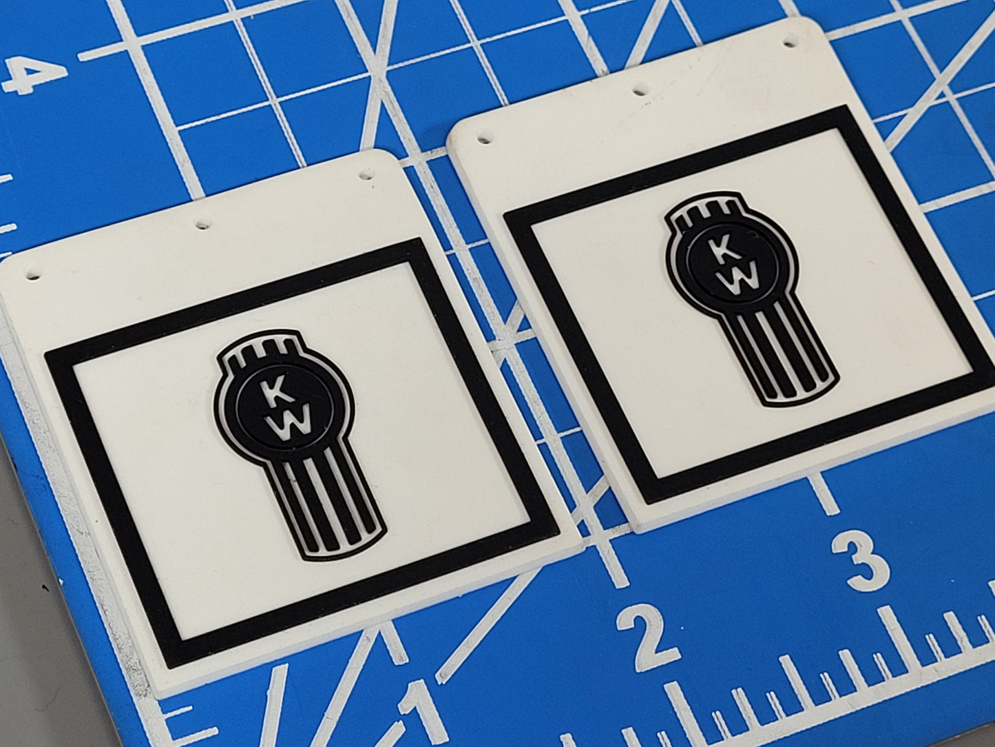 Pair Toy Mud Flap Guard Mount Mounting Plate "KW" Kenworth Logo Print for Tamiya R/C 1/14 King Hauler Grand Hauler Knight Hauler Globeliner Cascadia Aeromax