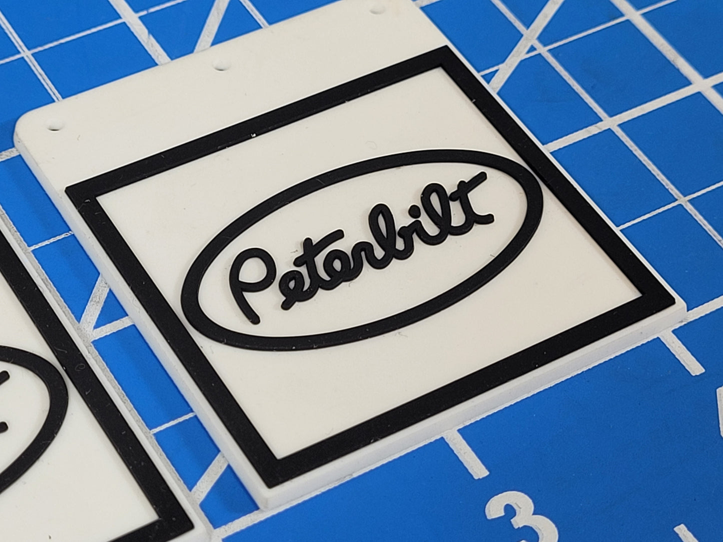 Pair Toy Mud Flap Guard Mount Mounting Plate "Peterbilt" Logo Print for Tamiya R/C 1/14 King Hauler Grand Hauler Knight Hauler Globeliner Cascadia Aeromax