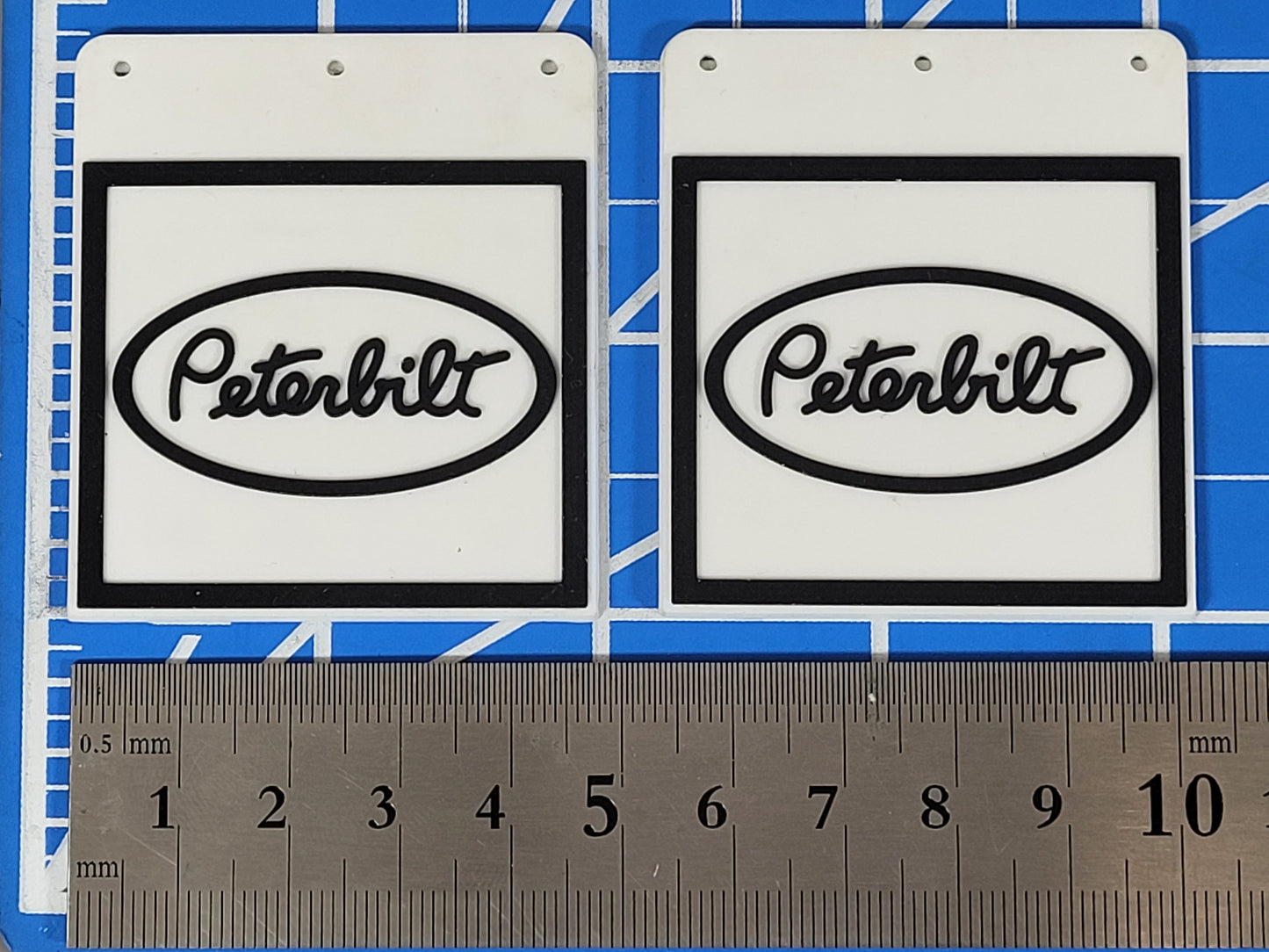 Pair Toy Mud Flap Guard Mount Mounting Plate "Peterbilt" Logo Print for Tamiya R/C 1/14 King Hauler Grand Hauler Knight Hauler Globeliner Cascadia Aeromax