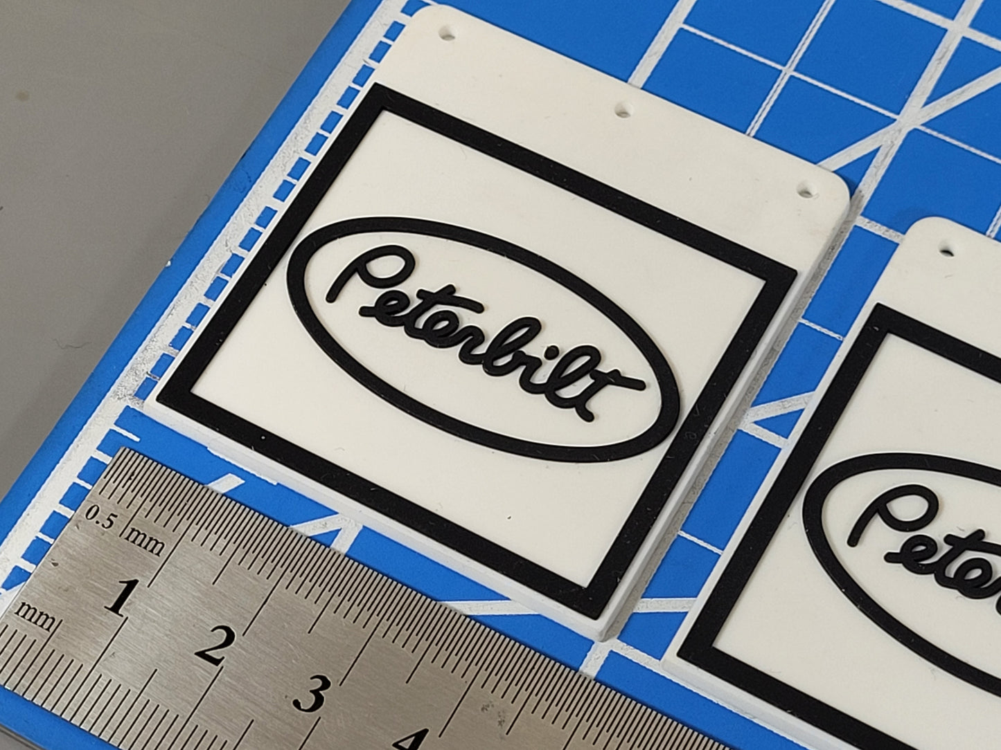 Pair Toy Mud Flap Guard Mount Mounting Plate "Peterbilt" Logo Print for Tamiya R/C 1/14 King Hauler Grand Hauler Knight Hauler Globeliner Cascadia Aeromax