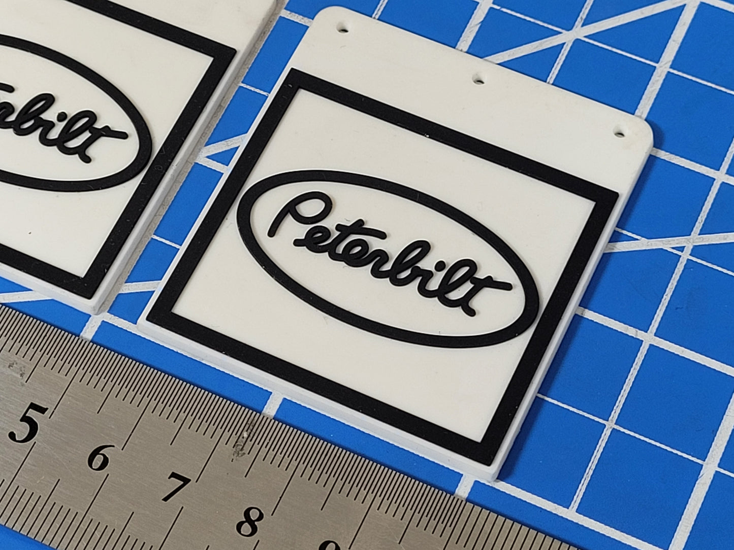 Pair Toy Mud Flap Guard Mount Mounting Plate "Peterbilt" Logo Print for Tamiya R/C 1/14 King Hauler Grand Hauler Knight Hauler Globeliner Cascadia Aeromax