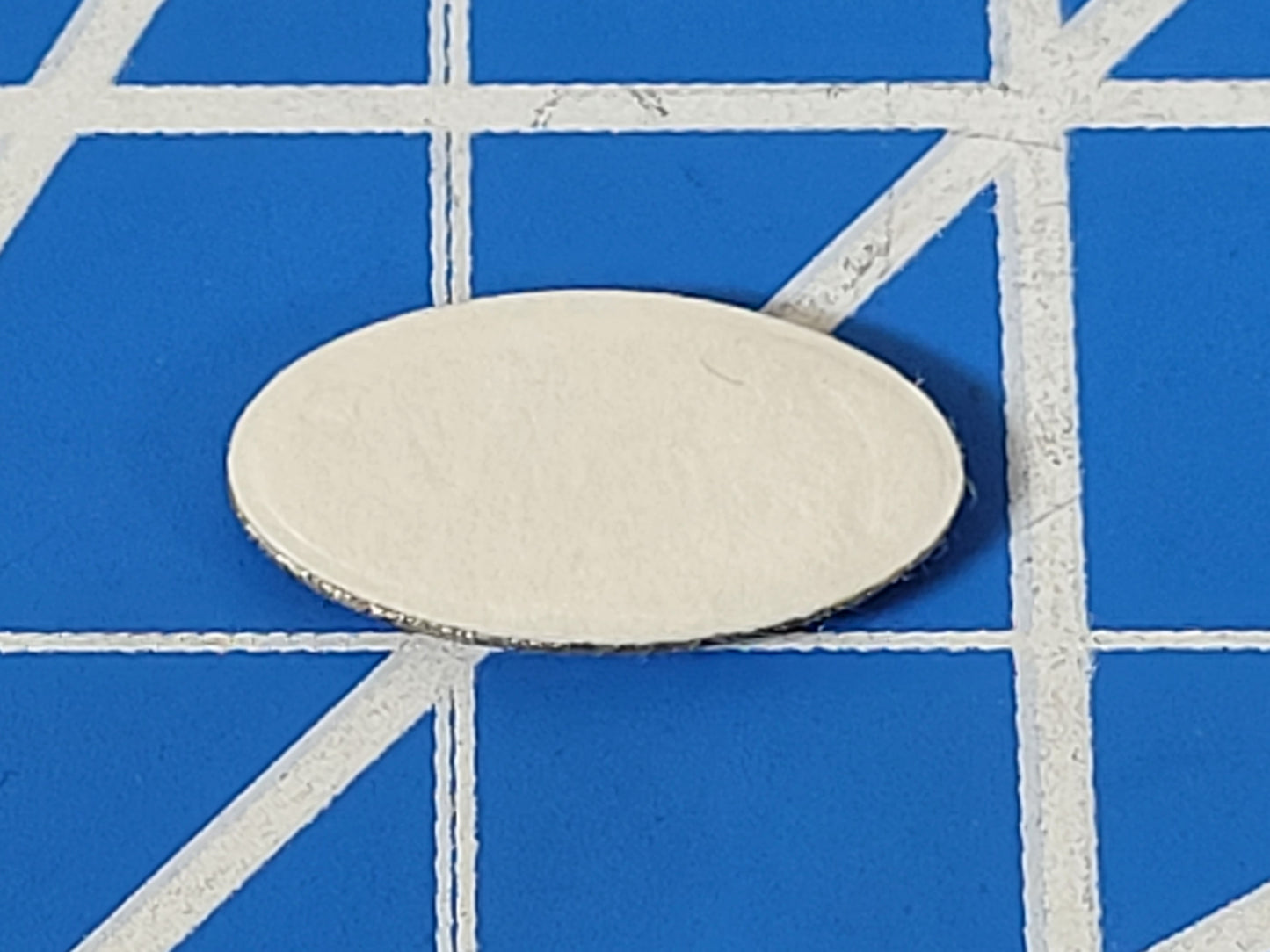 1pc 1.6cm 3D Oval Peterbilt Logo Emblem Sign for Tamiya Toy 1/14 King Hauler Grand Hauler Knight Hauler Cascadia Globeliner Aeromax Semi Truck