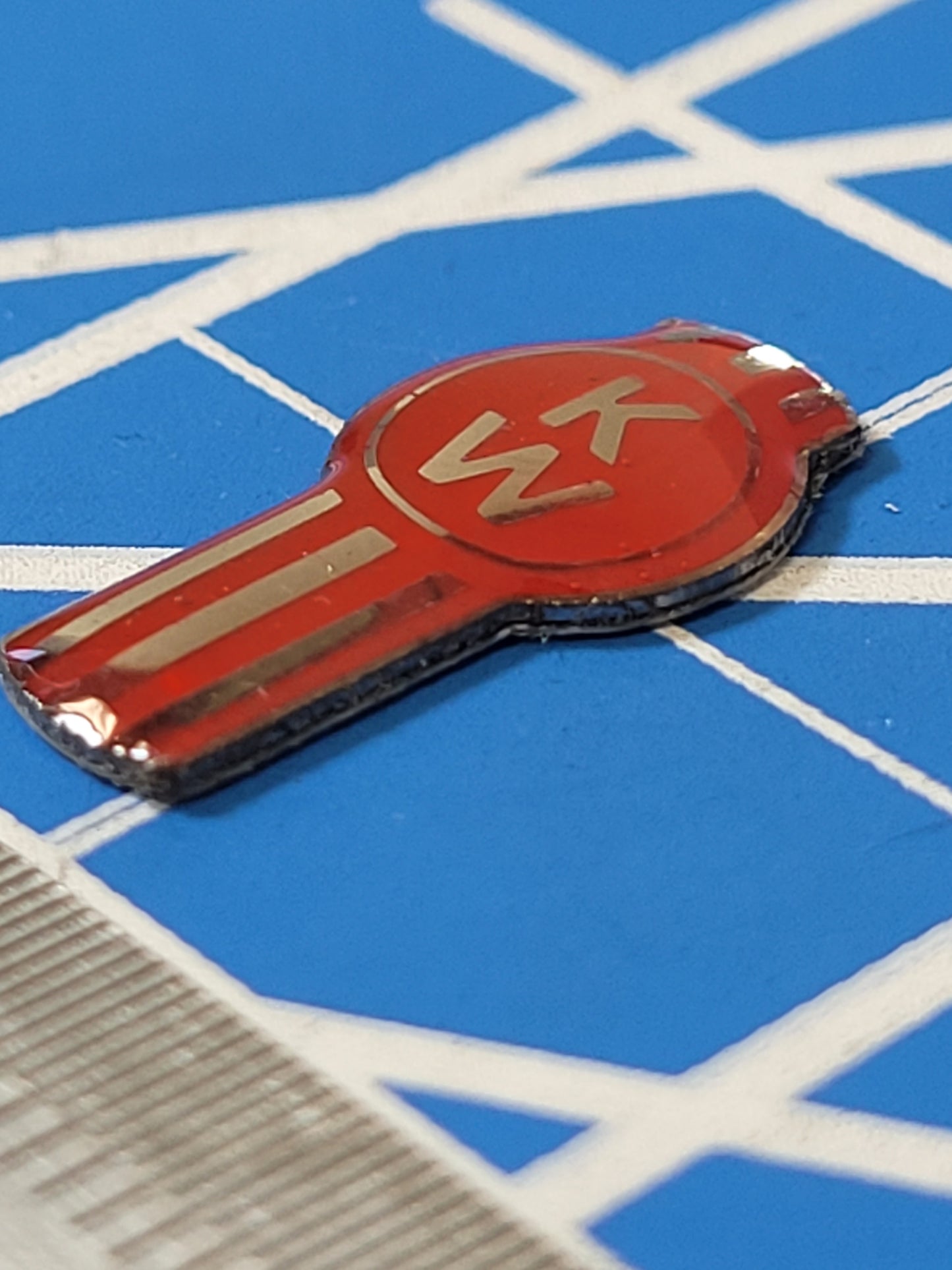 1.8cm Kenworth KW 3D Logo Emblem Sticker for Tamiya Toy R/C 1/14 King Grand Knight Hauler Globeliner Semi Tractor Truck