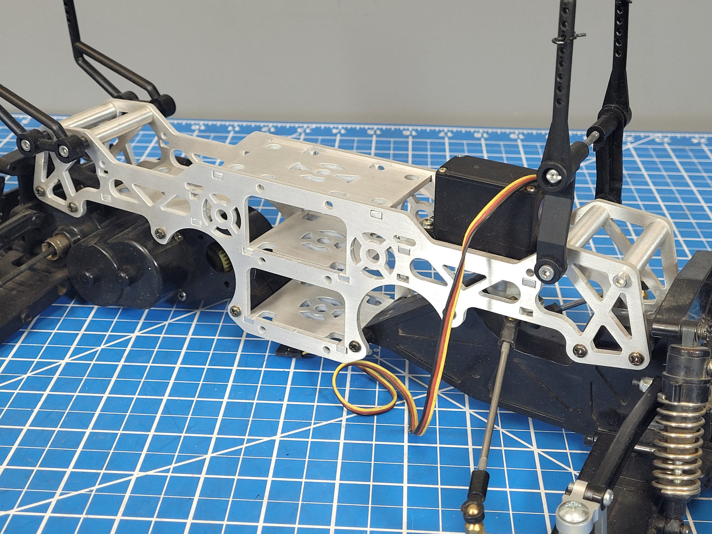 Custom Aluminum Chassis Frame Tamiya 1/10 WT-01 Wild Dagger Blackfoot III Devil