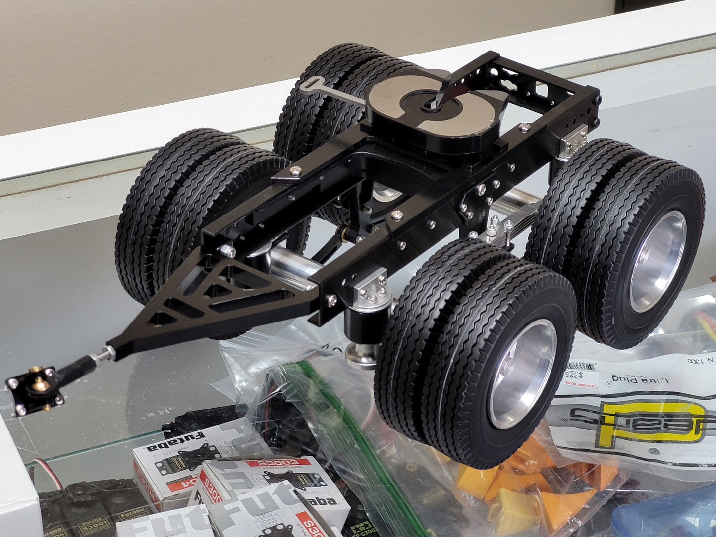 Aluminum 2 Axles Dolly Pin Mount 5th Wheel Coupler 1/14 R/C Semi Tractor Pull Trailer for Tamiya King Hauler Grand Hauler Knight Hauler Globeliner Scania Actros Semi