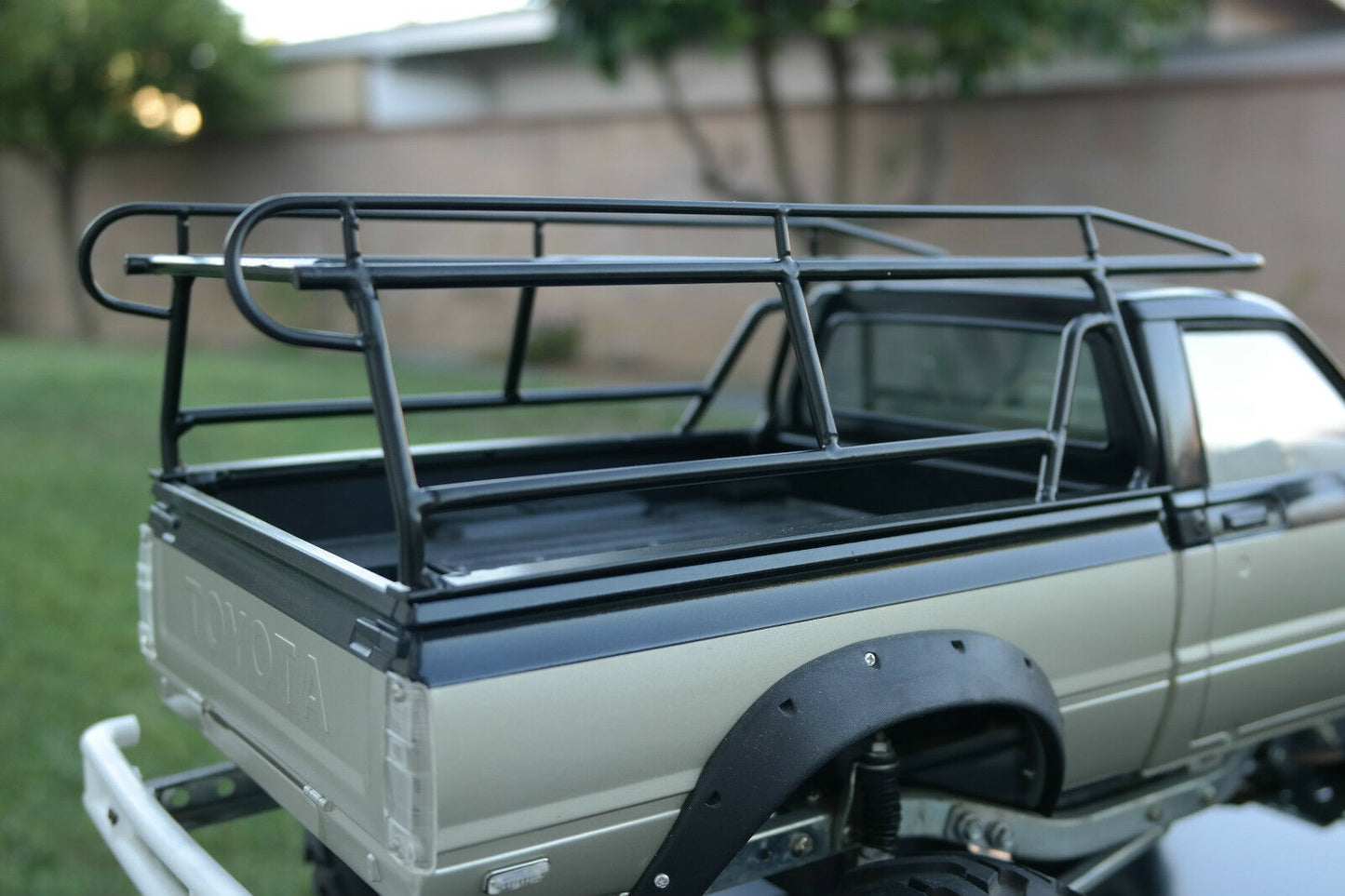 Toy Metal Rear Bed Trunk Storage Tool Rack Mount for Tamiya Toy R/C 1/10 Scale Toyota Hilux Bruiser Trail Finder Rc4WD Truck