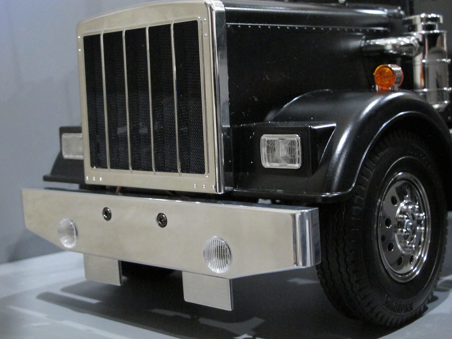 Aluminum Factory Style Front Bumper Guard for Tamiya R/C 1/14 Semi King Hauler Grand Hauler Globeliner