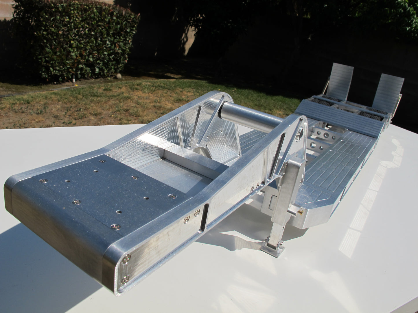 Aluminum Toy 2-Axles Flatbed Deck Gooseneck Trailer for Tamiya R/C 1/14 King Hauler Grand Hauler Knight Hauler Cascadia Globeliner Scania Actros Aeromax