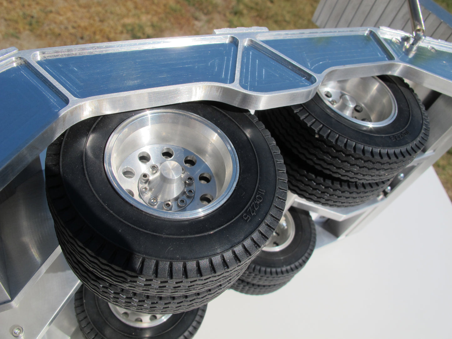Aluminum Toy 2-Axles Flatbed Deck Gooseneck Trailer for Tamiya R/C 1/14 King Hauler Grand Hauler Knight Hauler Cascadia Globeliner Scania Actros Aeromax