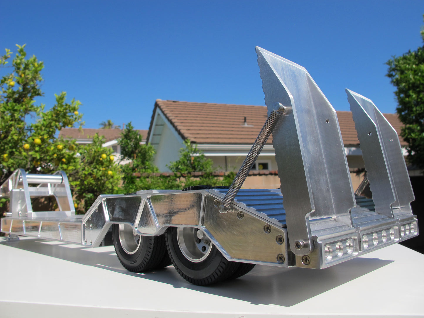 Aluminum Toy 2-Axles Flatbed Deck Gooseneck Trailer for Tamiya R/C 1/14 King Hauler Grand Hauler Knight Hauler Cascadia Globeliner Scania Actros Aeromax
