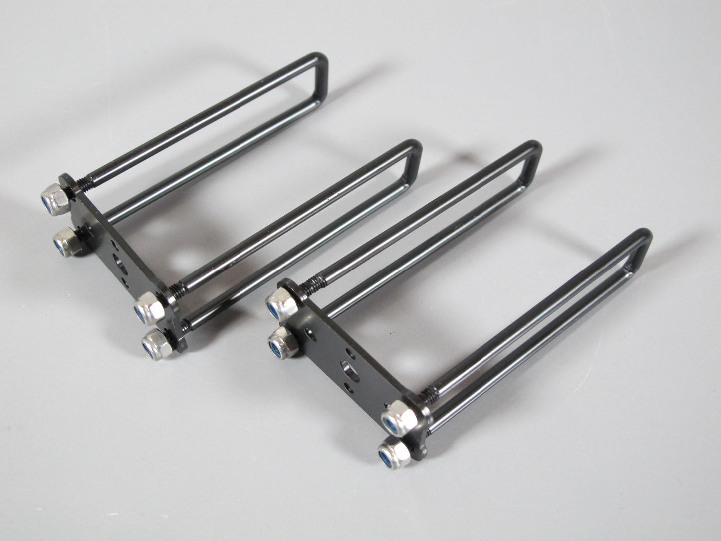 Pair Axle Suspension U- Bolts & Mount Plate for Tamiya 1/10 R/C Ford Juggernaut 1 2