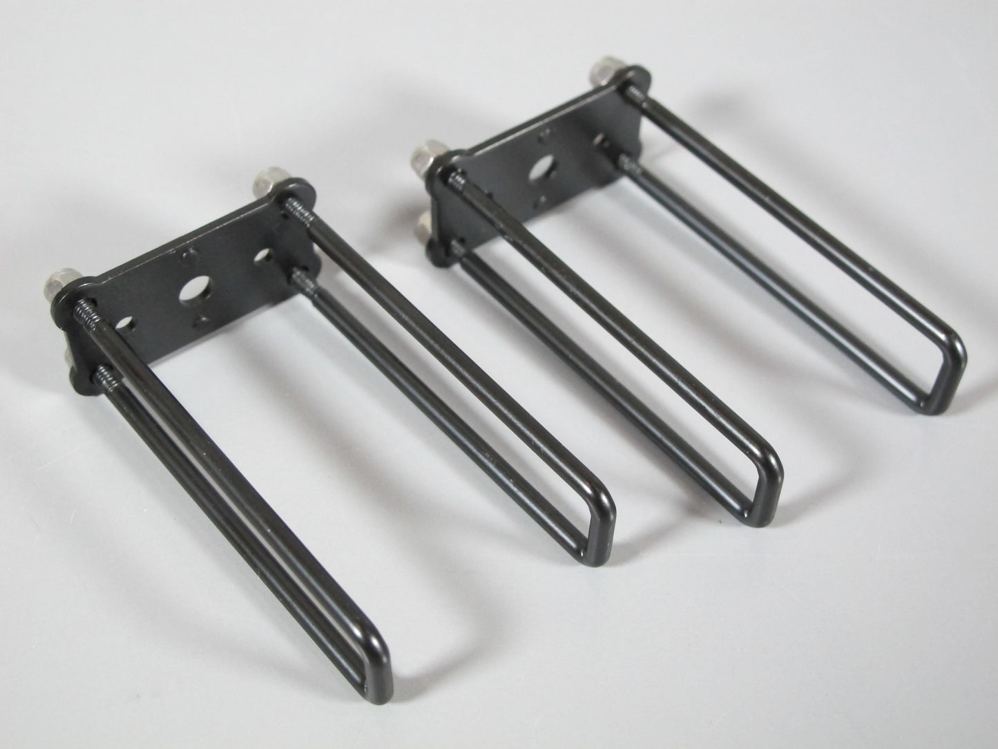 Pair Axle Suspension U- Bolts & Mount Plate for Tamiya 1/10 R/C Ford Juggernaut 1 2