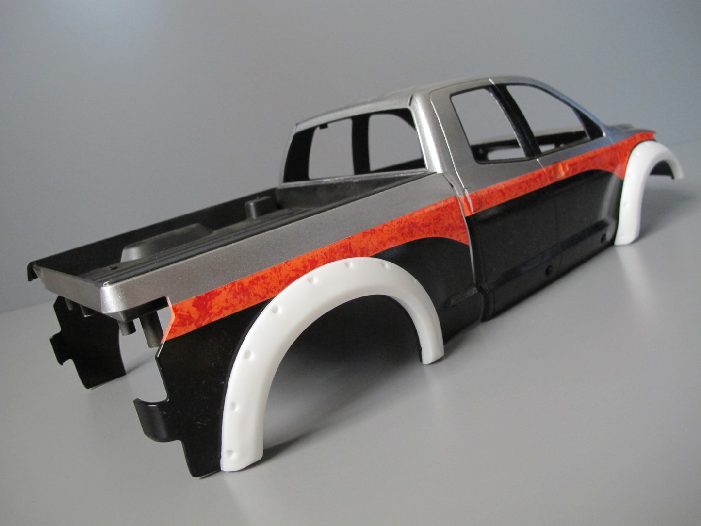 White Rubber Fender Flares Set for Tamiya R/C Toy 1/10 Toyota Tundra High Lift Truck