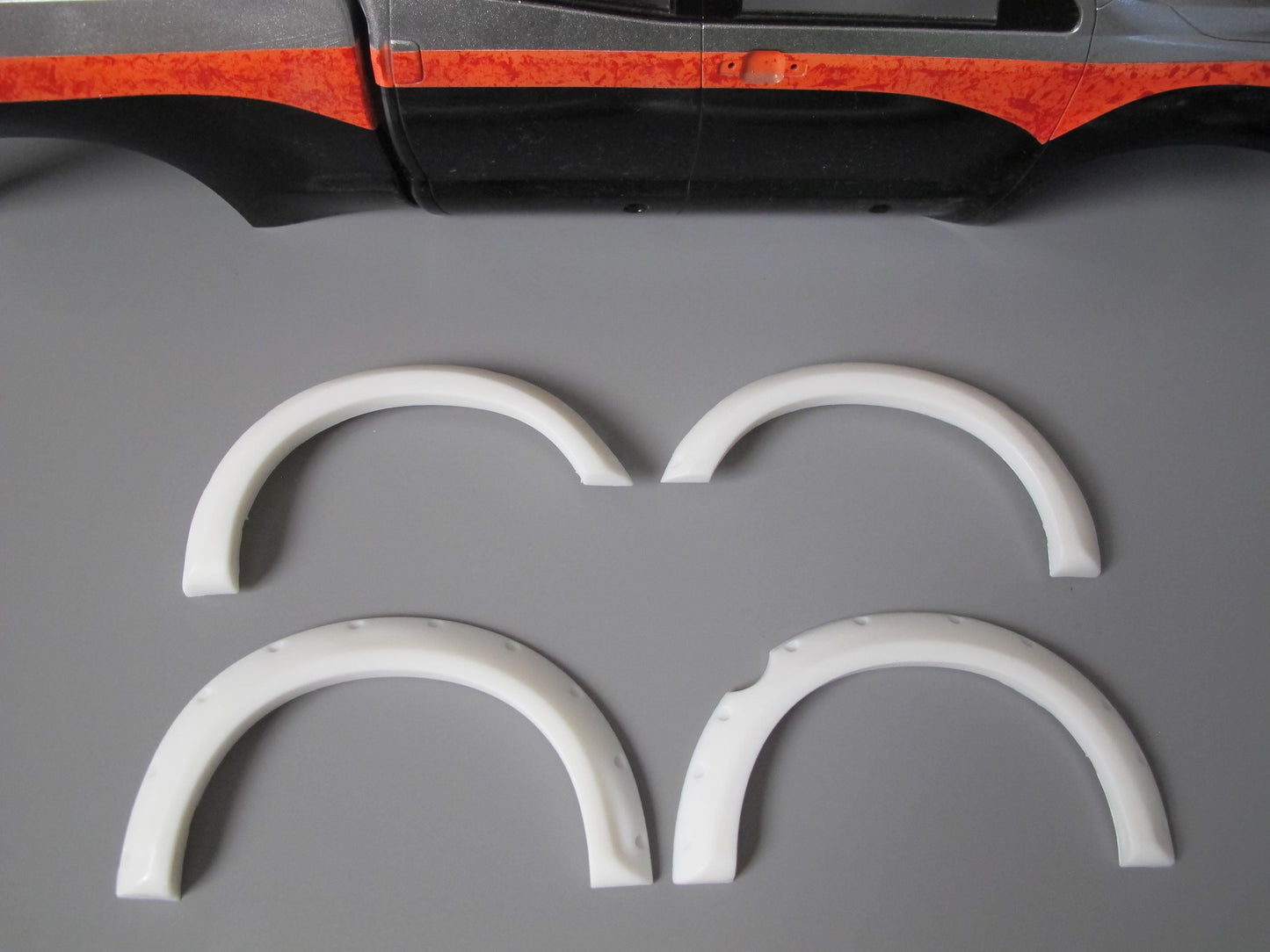 White Rubber Fender Flares Set for Tamiya R/C Toy 1/10 Toyota Tundra High Lift Truck