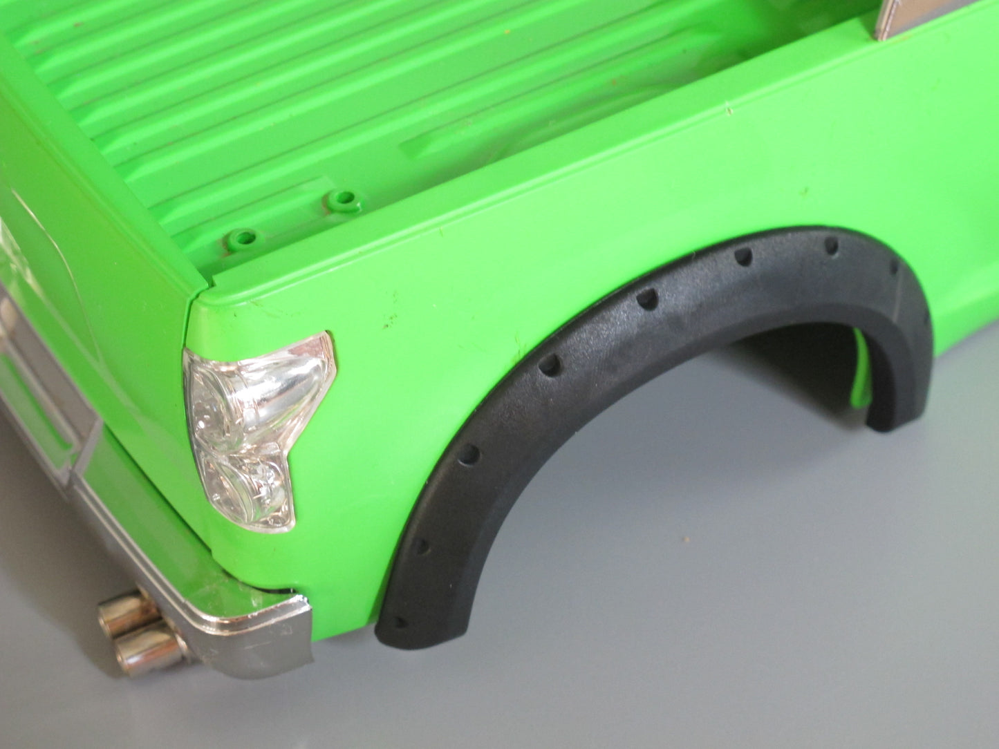 Black Rubber Fender Flares Set Add-On for Tamiya R/C Toy 1/10 Toyota Tundra High-Lift Truck