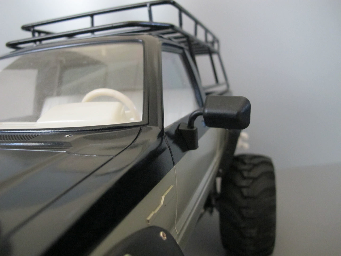 Pair Black Rubber L/R Side Window Mirror for Tamiya R/C Toy 1/10 Toyota Pick Up Bruiser Hilux Mountaineer RC4WD