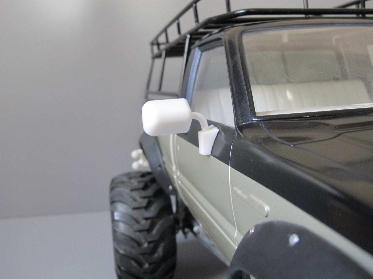 Pair White Rubber L/R Side Window Mirror for Tamiya R/C Toy 1/10 Toyota Hilux Bruiser Trailfinder RC4WD