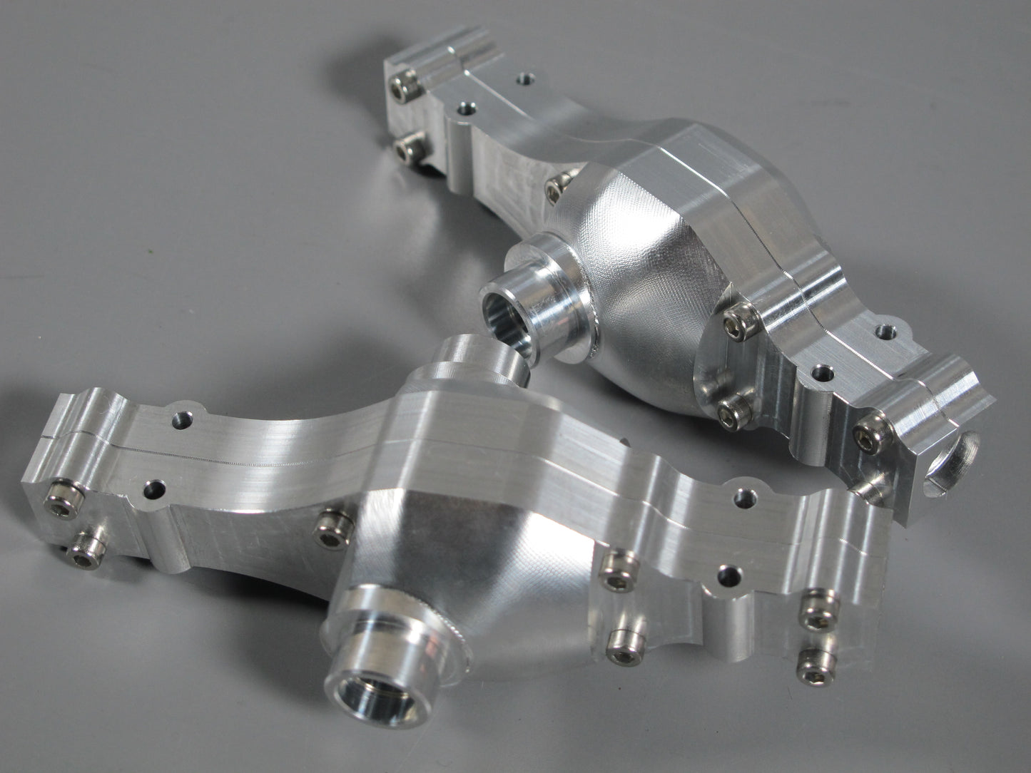 Aluminum Rear + Mid Axles Case Housing Cover for Tamiya Toy R/C 1/14 King Hauler Knight Hauler Grand Hauler Globeliner Scania Cascadia Actros