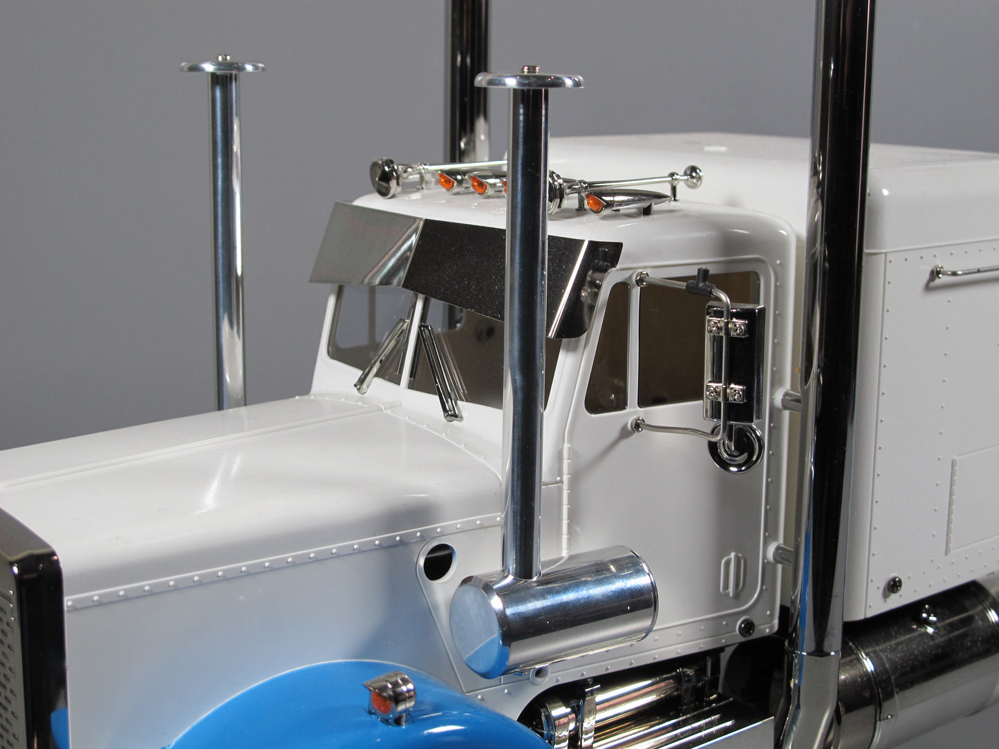 Pair Aluminum Simulate Side Air Cleaner Intake Tube Tamiya RC 1/14 King Hauer Grand Hauler Globeliner Aeromax Knight Hauler
