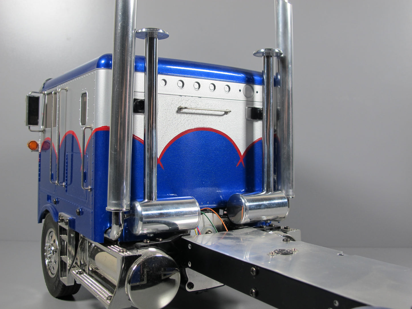 Pair Aluminum Simulate Side Air Cleaner Intake Tube Tamiya RC 1/14 King Hauer Grand Hauler Globeliner Aeromax Knight Hauler