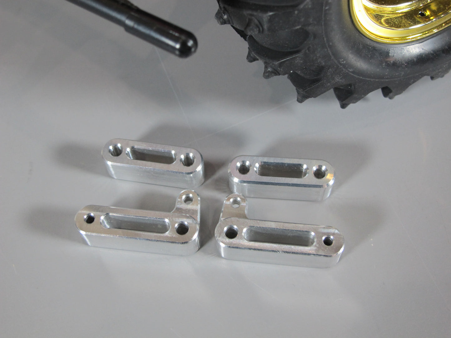 Pair Aluminum Front Lower Upper Left & Right Side Control Arm Tamiya 1/10 R/C Monster Beetle Blackfoot Mud Blaster