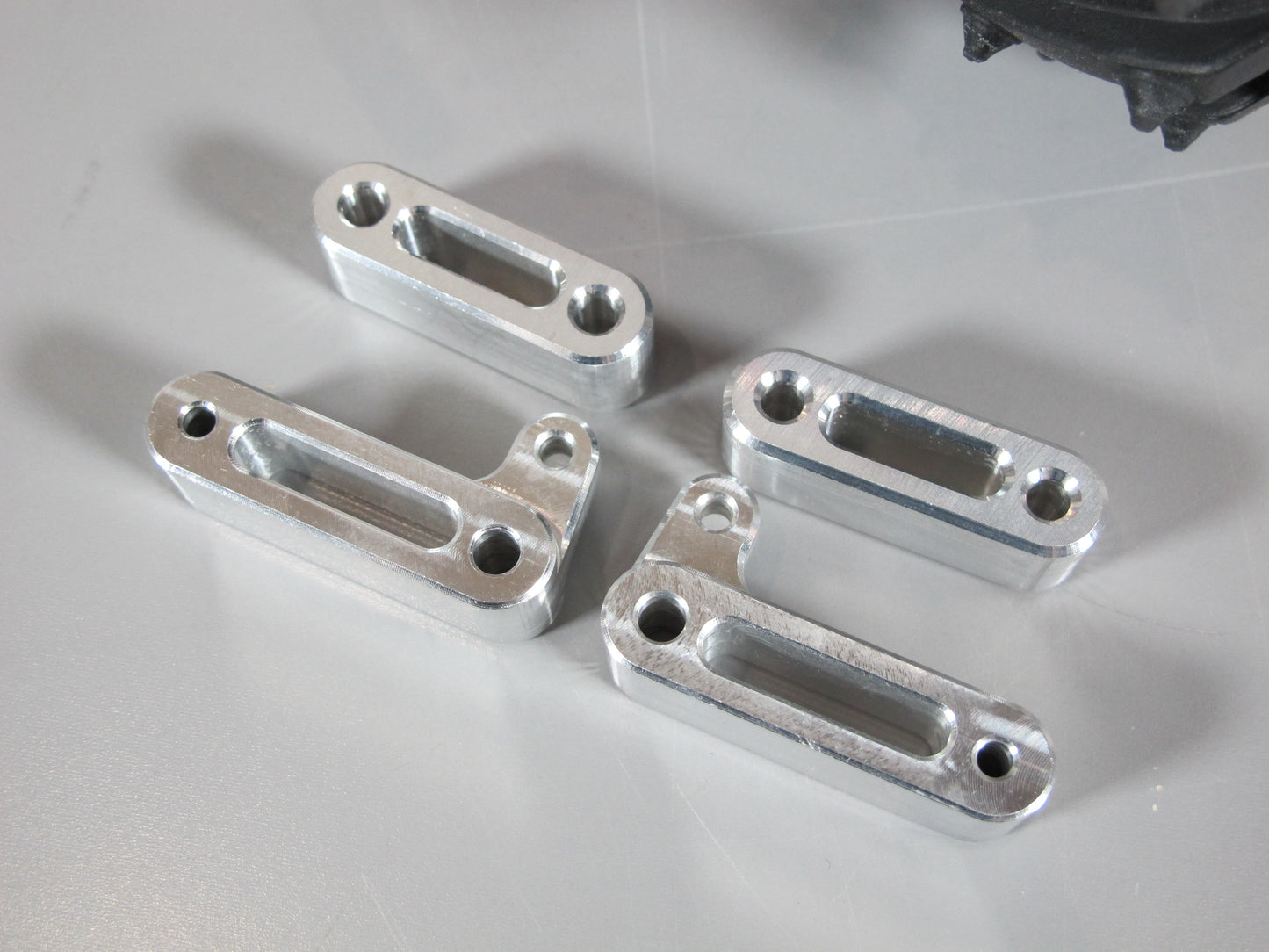 Pair Aluminum Front Lower Upper Left & Right Side Control Arm Tamiya 1/10 R/C Monster Beetle Blackfoot Mud Blaster