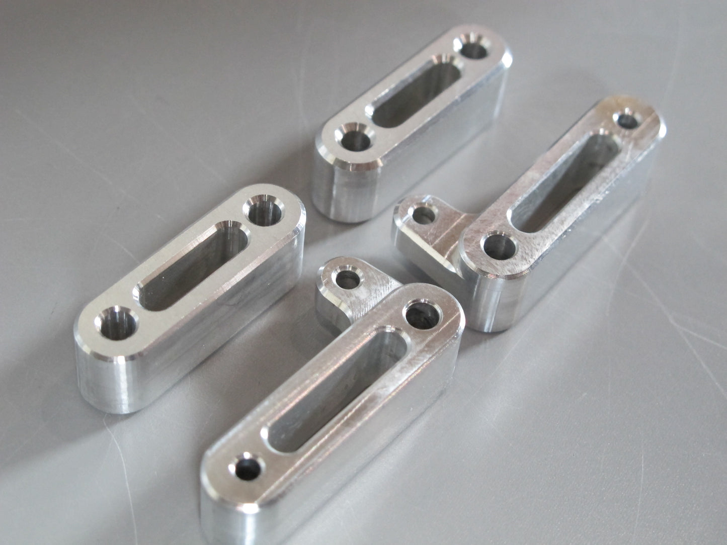 Pair Aluminum Front Lower Upper Left & Right Side Control Arm Tamiya 1/10 R/C Monster Beetle Blackfoot Mud Blaster