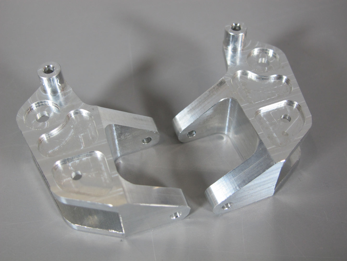 Aluminum Front Steering Knuckle + Upright + Control Arm Set for Tamiya 1/10 R/C Monster Beetle Blackfoot Mud Blaster