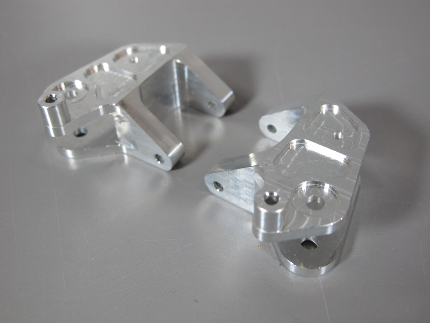 Aluminum Front Steering Knuckle + Upright + Control Arm Set for Tamiya 1/10 R/C Monster Beetle Blackfoot Mud Blaster