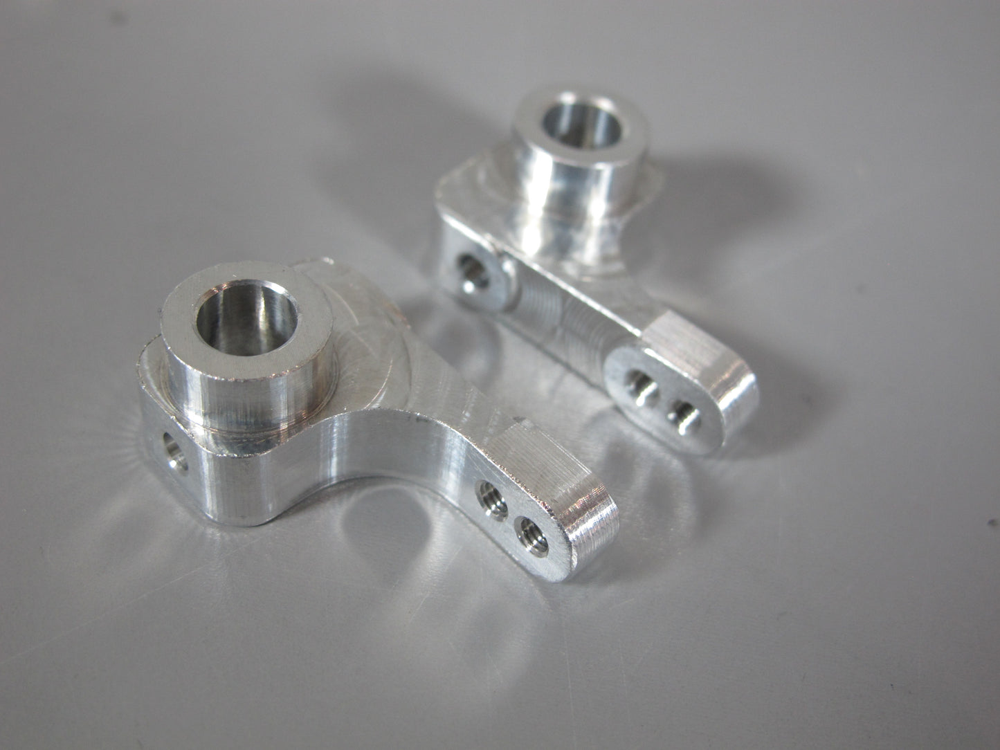 Aluminum Front Steering Knuckle + Upright + Control Arm Set for Tamiya 1/10 R/C Monster Beetle Blackfoot Mud Blaster