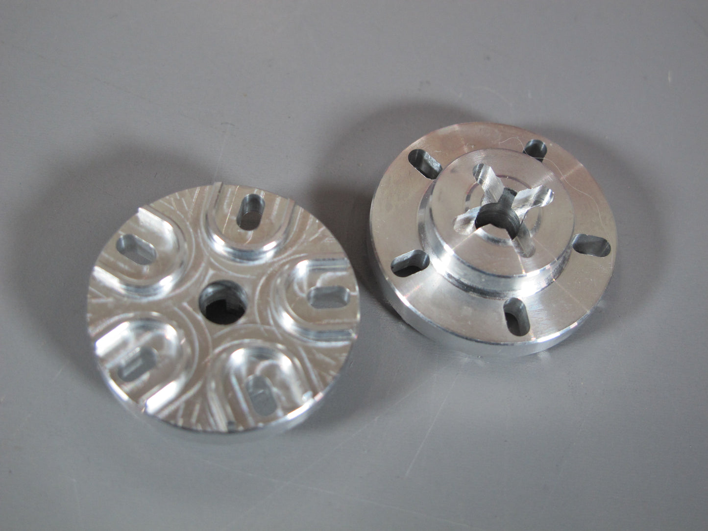 Pair Aluminum Rear Wheel Hub Adapter Plate for Tamiya 1/10 Monster Beetle Blackfoot Frog Sand Scorcher Hornet Montero Champ Lunch Box
