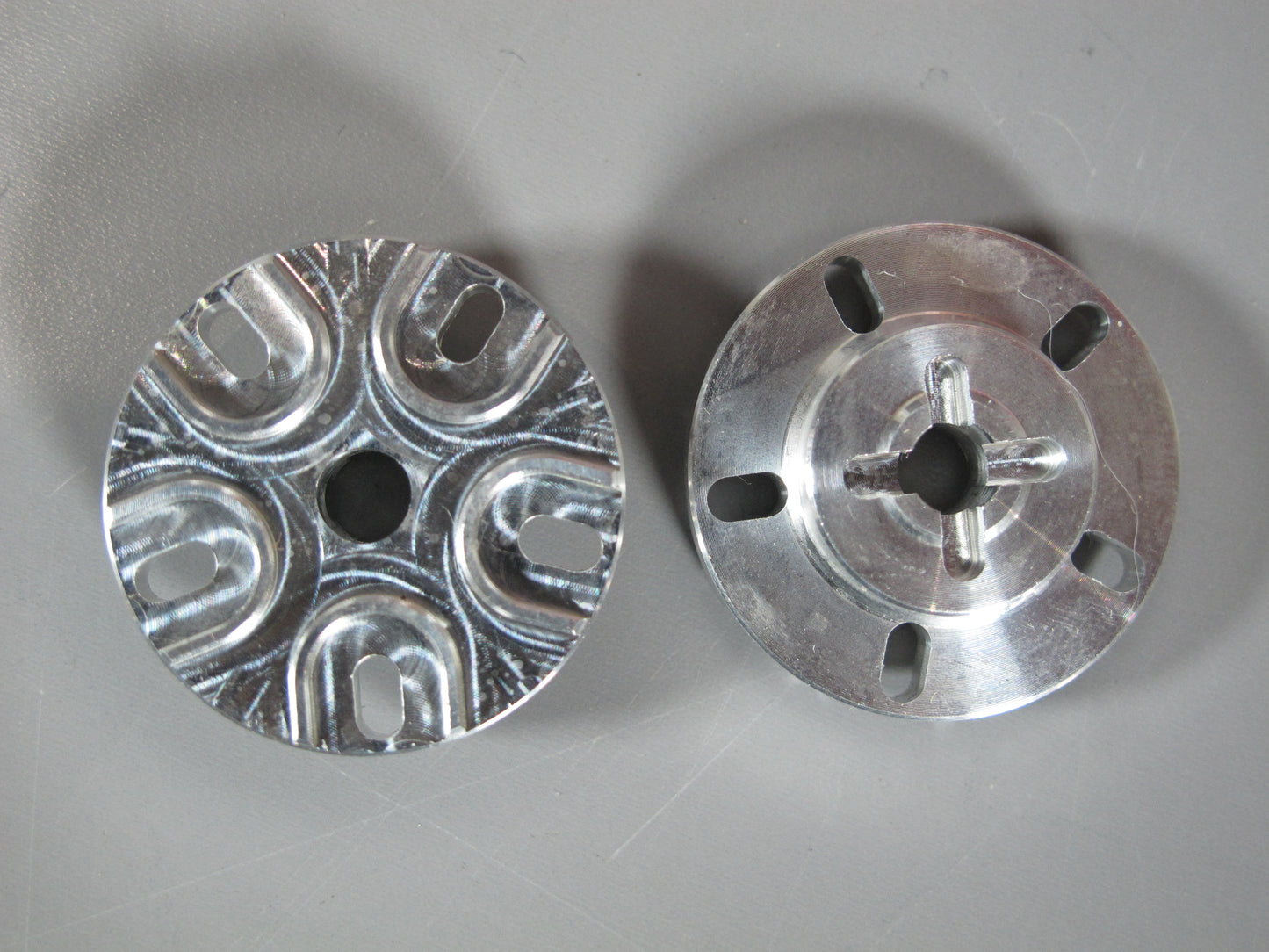 Pair Aluminum Rear Wheel Hub Adapter Plate for Tamiya 1/10 Monster Beetle Blackfoot Frog Sand Scorcher Hornet Montero Champ Lunch Box