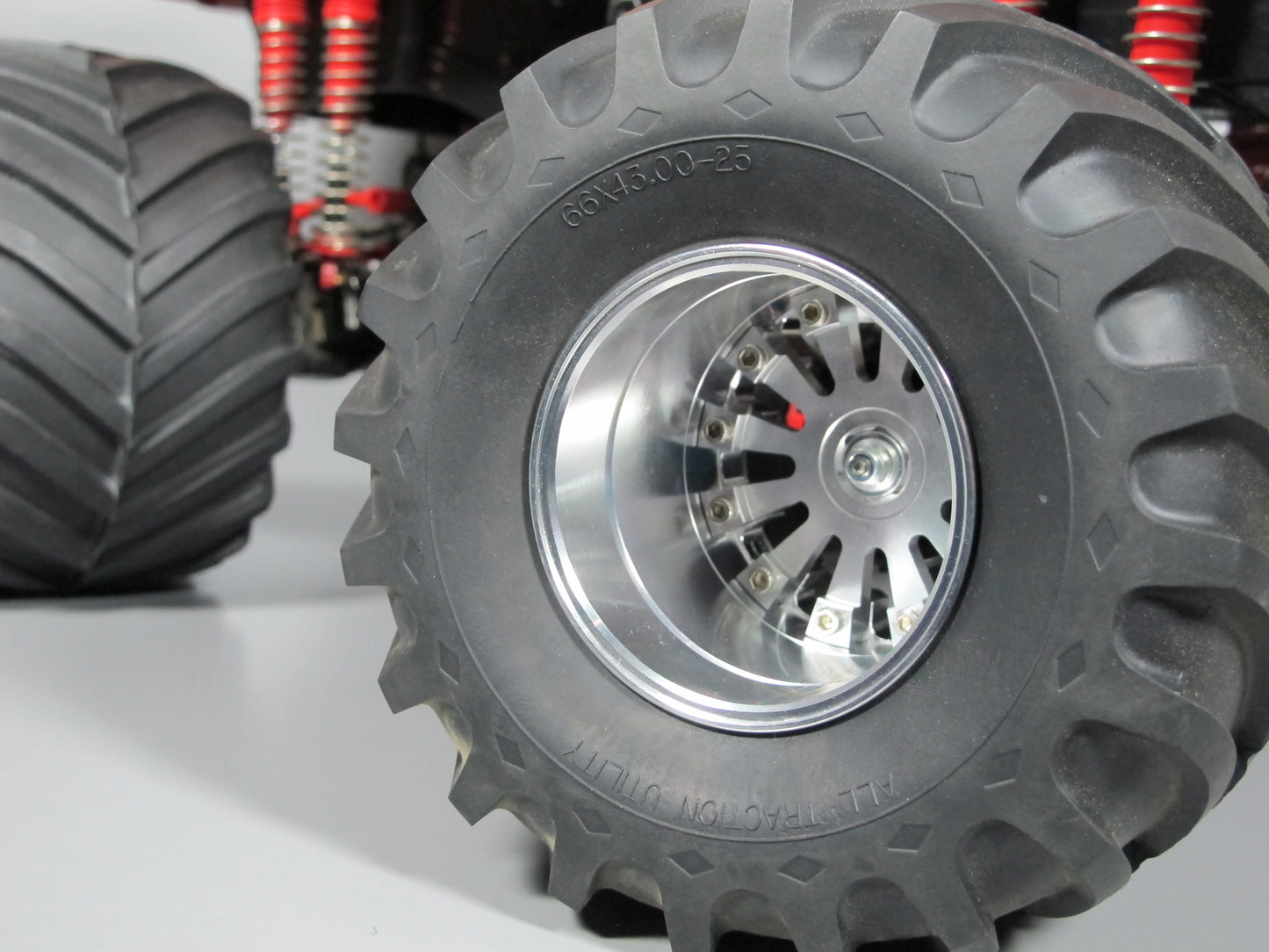 4pcs Aluminum Wheel Rim 12mm Hex Hub for Tamiya 1/10 Super Clodbuster Bullhead TXT Juggernaut