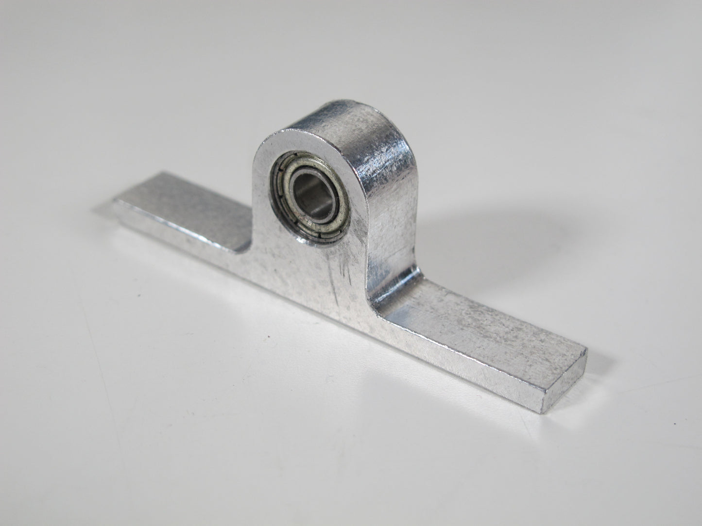 Drive Shaft Axle Holder Bridge Hanger Chassis Mount for Tamiya R/C Toy 1/14 King Hauler Grand Hauler Knight Hauler Cascadia Aeromax Scania Actros Man