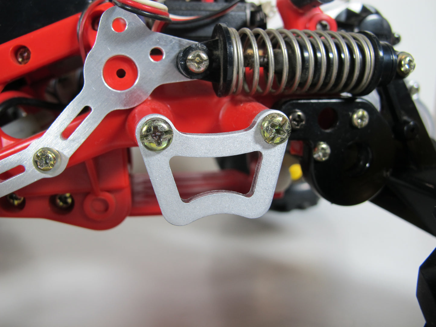 Pair Aluminum Battery Stopper Tamiya 1/10 Mud Blaster Blackfoot Monster Beetle Frog Brat