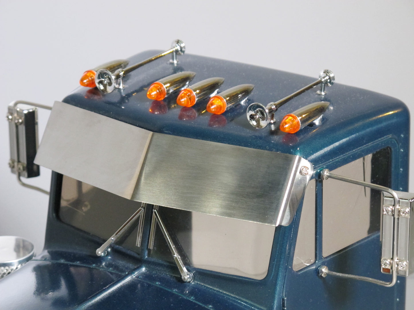 Polish Aluminum Front Roof Windshield SunVisor Plate for Tamiya R/C 1/14 Semi King Grand Hauler