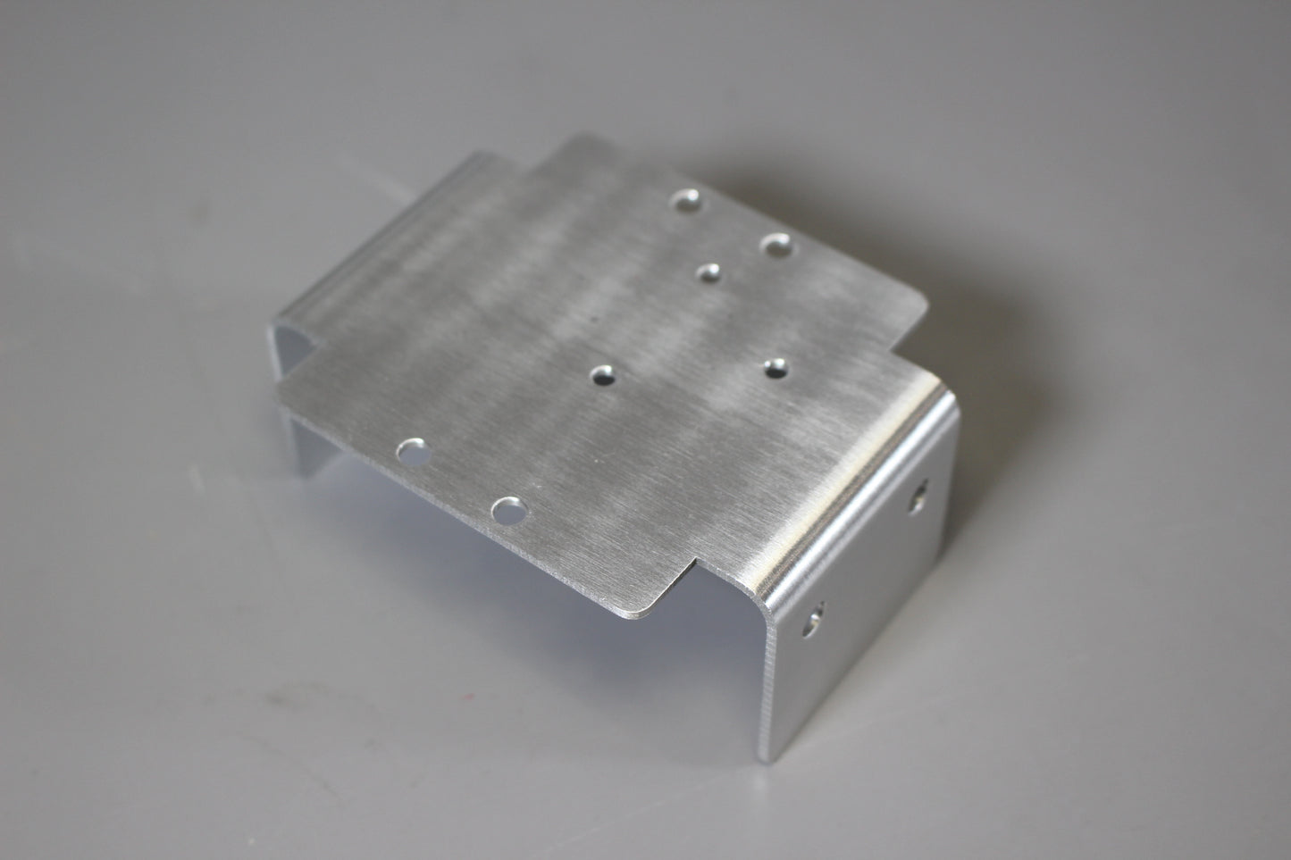 Aluminum Lower Protection Chassis Plate Brace Bracket for Tamiya 1/10 R/C Bullhead Super Clodbuster