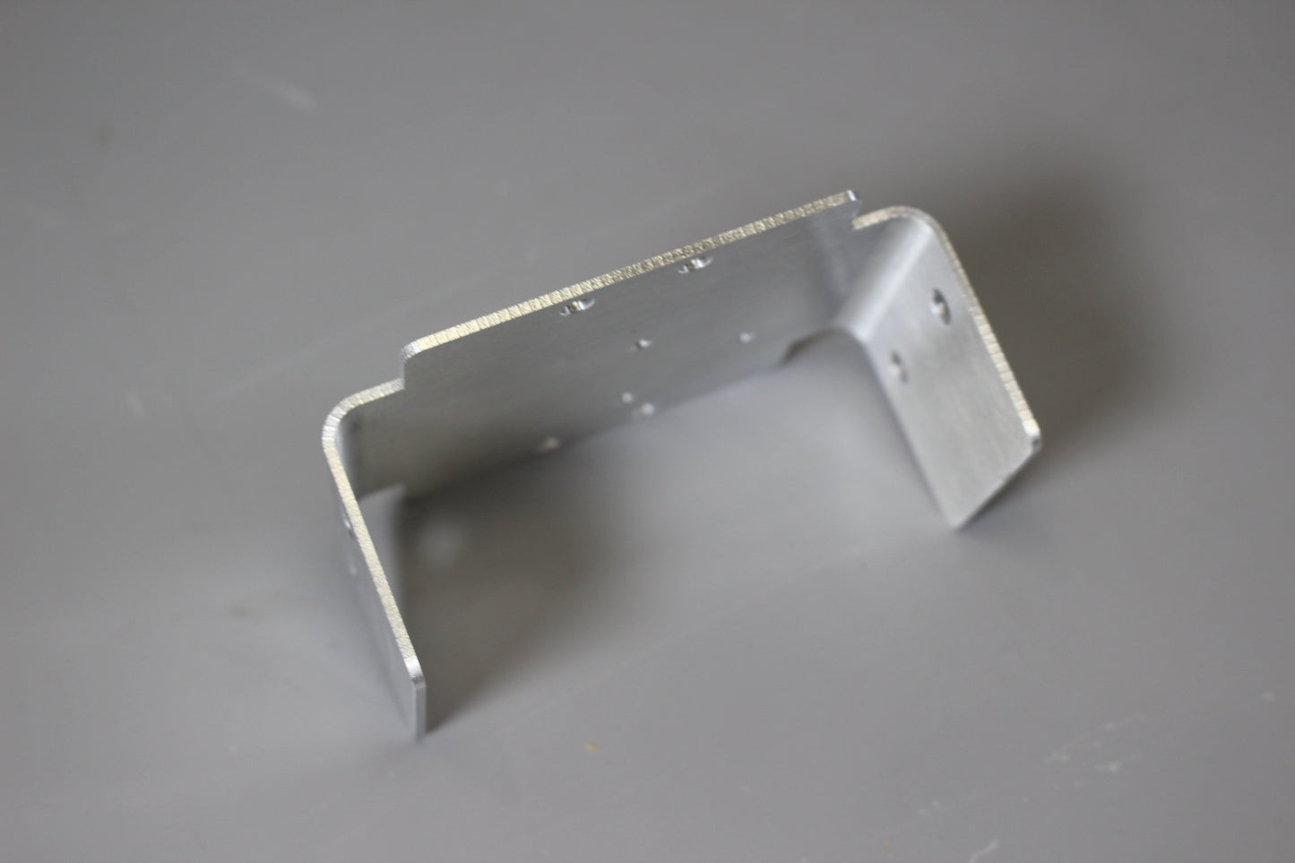 Aluminum Lower Protection Chassis Plate Brace Bracket for Tamiya 1/10 R/C Bullhead Super Clodbuster