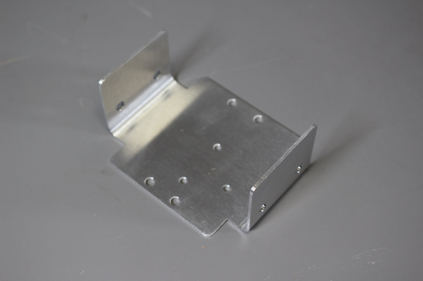 Aluminum Lower Protection Chassis Plate Brace Bracket for Tamiya 1/10 R/C Bullhead Super Clodbuster