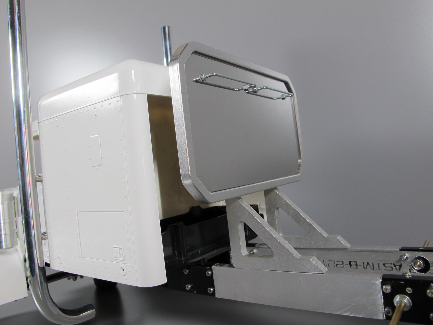 Aluminum "Toy" Rear Back Headache Rack for Tamiya R/C 1/14 King Hauler Grand Hauler Knight Hauler Man Scania Actros