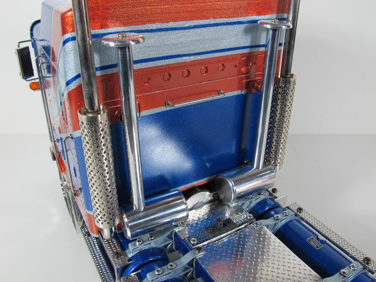 Pair Aluminum Simulate Side Air Cleaner Intake Tube Tamiya RC 1/14 King Hauer Grand Hauler Globeliner Aeromax Knight Hauler