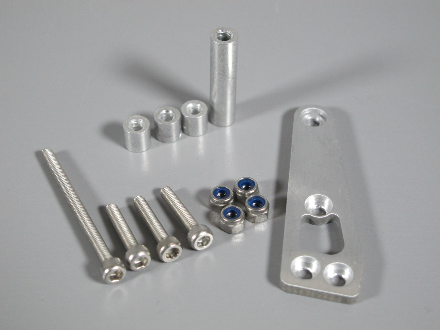 New "TOY" Aluminum Rear Spare Tire Rack Mount Stand for Tamiya Toy R/C 1/10 Ford F350 Tundra Hilux Blackfoot Super Clodbuster Bullhead King Grand Knight Hauler Truck