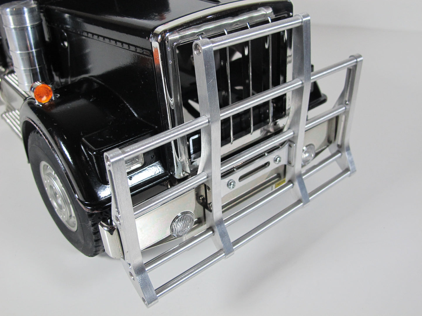 Aluminum Front Animal Bumper Guard Protector for Tamiya R/C 1/14 King Hauler Grand Hauler Knight Hauler Globeliner