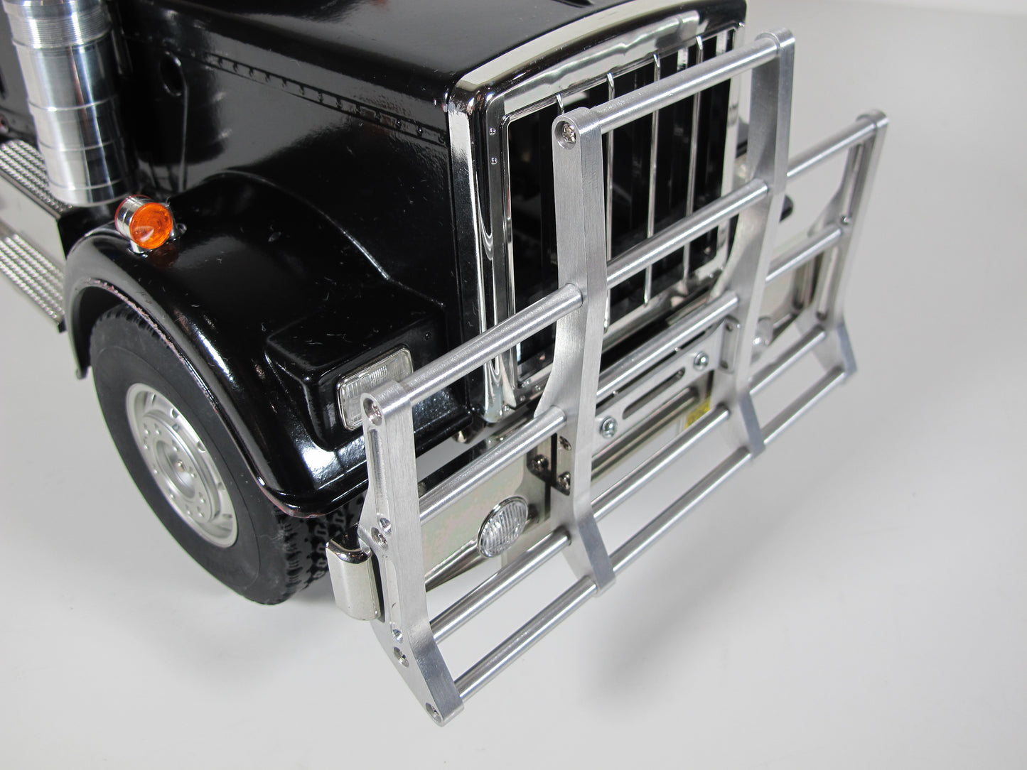 Aluminum Front Animal Bumper Guard Protector for Tamiya R/C 1/14 King Hauler Grand Hauler Knight Hauler Globeliner